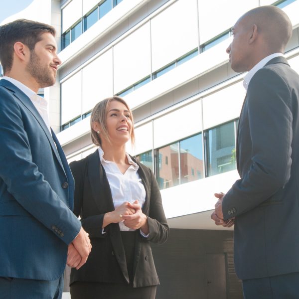 working-with-real-estate-agent-dubai